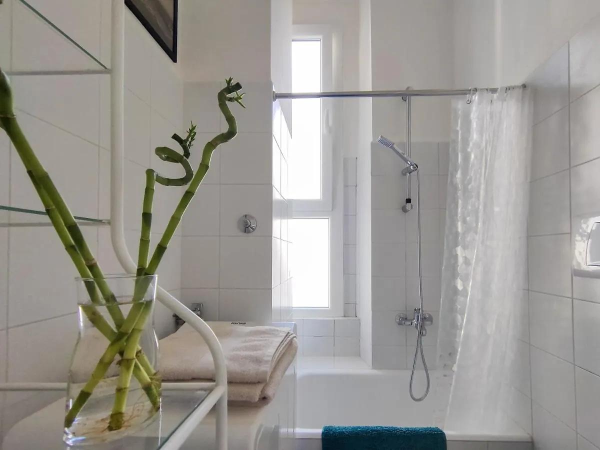 Eustachi Interior Apartment Milan 0*,